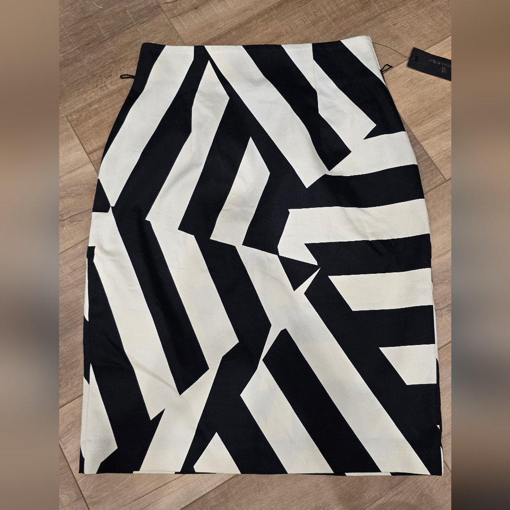Black and White Geometric Skirt
